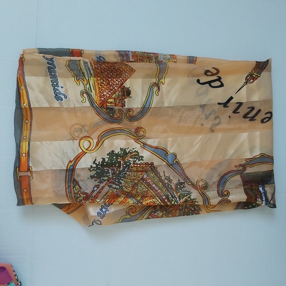 Souvenir de Paris scarf, Alternate Shiny & Matt stripes, size: 94cm L&W - Picture 4 of 5